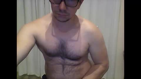 Snapshot of peter_7776 chatting on 06/01/26, 01:18 peter online show from 06/01/26, 01:18