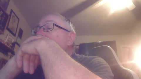 Snapshot of peterinohio57 chatting on 07/14/26, 11:27 peterinohio57 online show from 07/14/26, 11:27