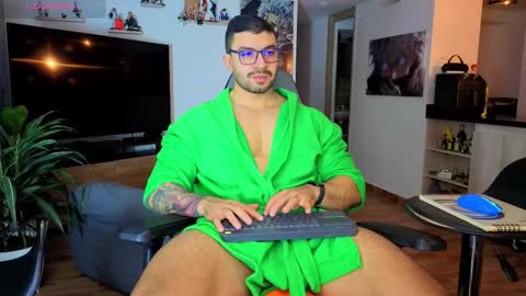 Peter Jack online show from 12/05/25, 02:09