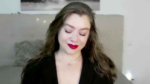 Peters Emily online show from 01/09/25, 02:18