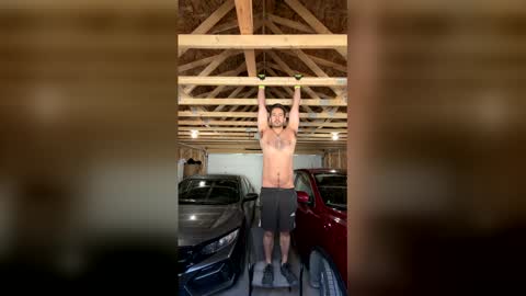 peteypete204 online show from 05/10/26, 01:49