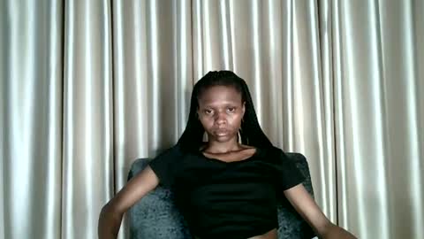 Snapshot of pethmia chatting on 07/18/26, 06:34 pethmia online show from 07/18/26, 06:34