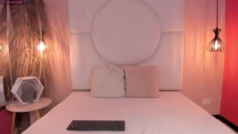 Alice   online show from 02/08/25, 03:31