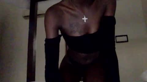 Snapshot of petite_divah254 chatting on 10/04/25, 02:59 petite_divah254 online show from 10/04/25, 02:59
