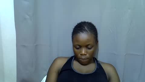 petite_melan online show from 09/08/25, 06:29