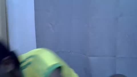 petite_melan online show from 09/16/25, 11:22