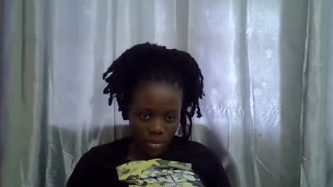 petite_melan online show from 10/18/25, 08:48