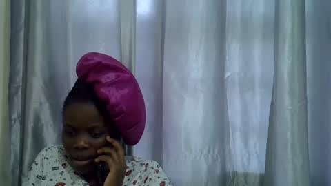 petite_melan online show from 10/21/25, 07:20