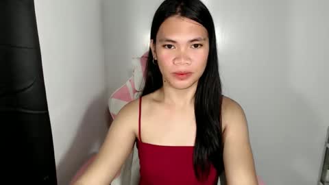 petite_pauline online show from 03/04/26, 07:53