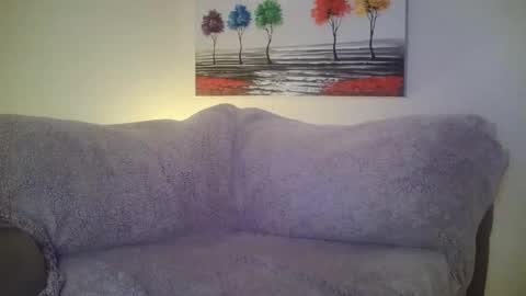 petite treat  online show from 01/01/25, 09:28