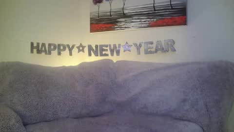 petite treat  online show from 01/05/25, 06:46