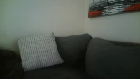 petite treat  online show from 07/05/26, 12:50