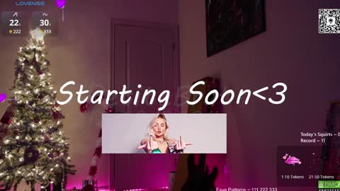 Snapshot of petitebrat chatting on 12/11/24, 01:17 PiperAvery online show from 12/11/24, 01:17