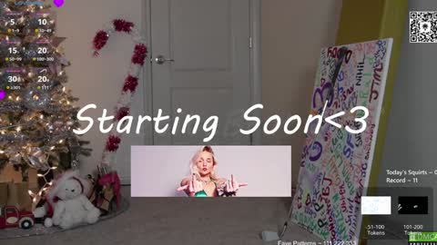 Snapshot of petitebrat chatting on 12/15/24, 05:10 PiperAvery online show from 12/15/24, 05:10