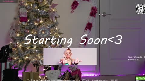 Snapshot of petitebrat chatting on 12/17/24, 03:28 PiperAvery online show from 12/17/24, 03:28