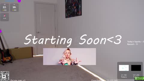 Snapshot of petitebrat chatting on 12/28/24, 10:55 PiperAvery online show from 12/28/24, 10:55