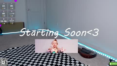 Snapshot of petitebrat chatting on 01/28/25, 08:26 PiperAvery online show from 01/28/25, 08:26