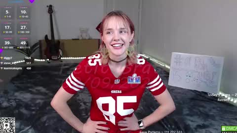 Snapshot of petitebrat chatting on 02/09/25, 09:39 PiperAvery online show from 02/09/25, 09:39