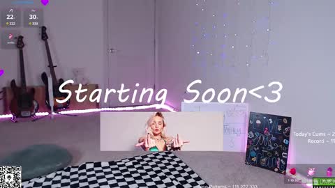 Snapshot of petitebrat chatting on 02/26/25, 02:26 PiperAvery online show from 02/26/25, 02:26