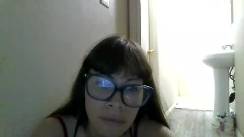 Snapshot of petitedoll30 chatting on 07/04/26, 01:12 Petitedoll30 online show from 07/04/26, 01:12