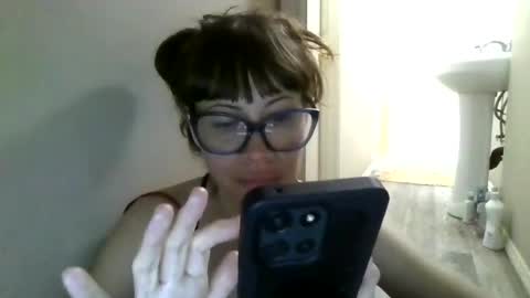 Snapshot of petitedoll30 chatting on 07/18/26, 02:27 Petitedoll30 online show from 07/18/26, 02:27