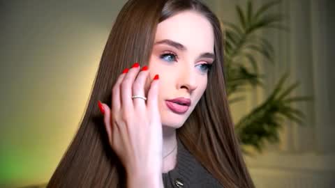 Petitegonwiild online show from 10/29/25, 10:22