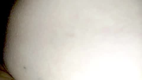 Snapshot of petiteivoryqueen chatting on 11/02/25, 04:04 danna online show from 11/02/25, 04:04