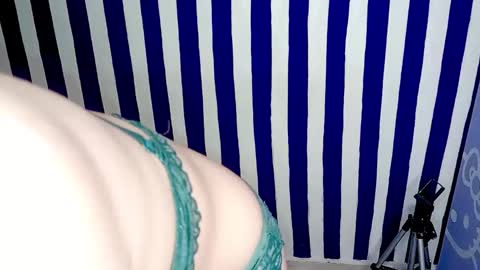 danna online show from 03/31/26, 05:08