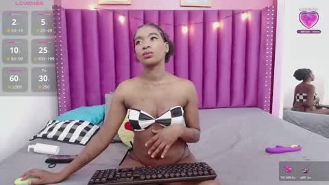 little sharon online show from 12/16/25, 03:11