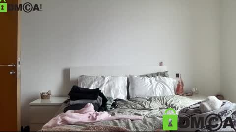 lara online show from 02/06/26, 01:58