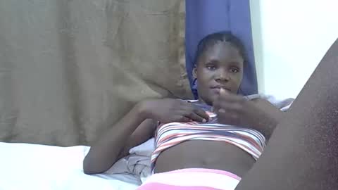 petiteslim2 online show from 04/07/26, 07:25