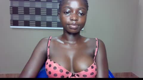 petitexxebony online show from 05/26/26, 07:43