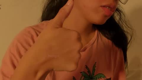 Snapshot of petitgirl_ chatting on 02/28/25, 01:47  J A S S  online show from 02/28/25, 01:47