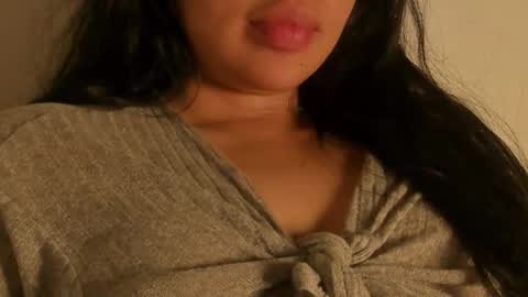 Snapshot of petitgirl_ chatting on 10/10/25, 11:15  J A S S  online show from 10/10/25, 11:15