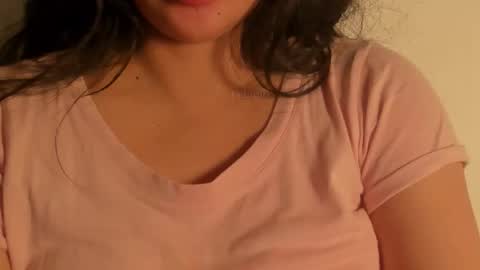 Snapshot of petitgirl_ chatting on 10/24/25, 10:39  J A S S  online show from 10/24/25, 10:39