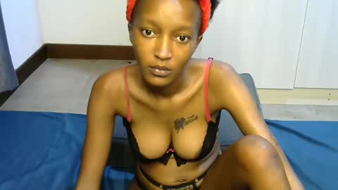 petitpearl online show from 03/05/25, 04:02