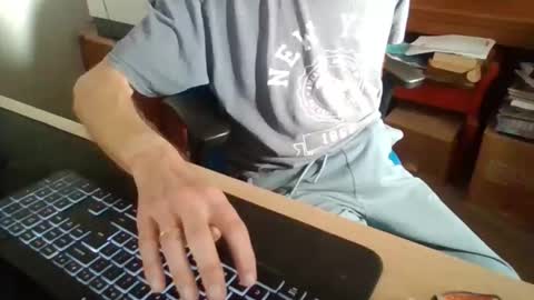 petitwilly online show from 11/13/25, 10:58