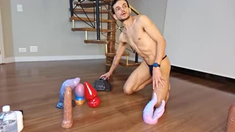 Snapshot of petsexboy chatting on 06/11/26, 06:44 petsexboy online show from 06/11/26, 06:44
