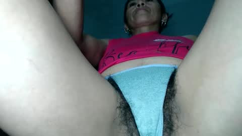Snapshot of petyte83 chatting on 05/31/26, 09:16 petyte83 online show from 05/31/26, 09:16