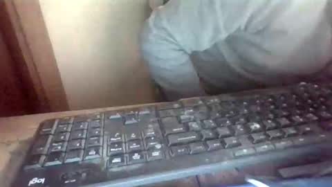 Snapshot of peyo873996 chatting on 04/11/26, 09:30 peyo873996 online show from 04/11/26, 09:30