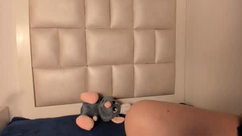 peyton_wat20 online show from 11/07/25, 01:16