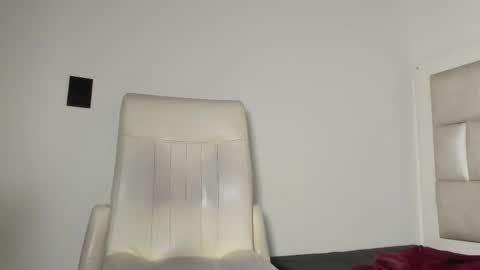 peyton_wat20 online show from 12/02/25, 11:48