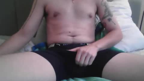 Snapshot of pgramlin09 chatting on 11/06/25, 09:05 pgramlin09 online show from 11/06/25, 09:05