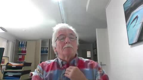 pgroove542707 online show from 12/04/25, 10:35