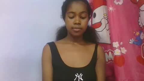 phania185885 online show from 04/19/26, 04:39