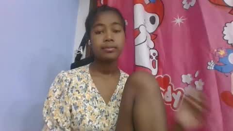phania185885 online show from 05/19/26, 05:47