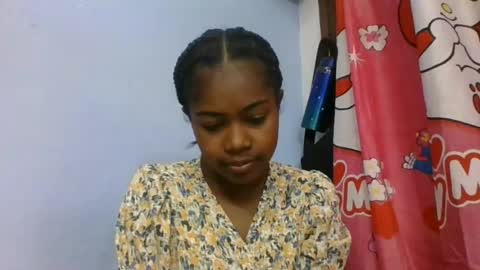 Snapshot of phania185885 chatting on 06/15/26, 05:37 phania185885 online show from 06/15/26, 05:37