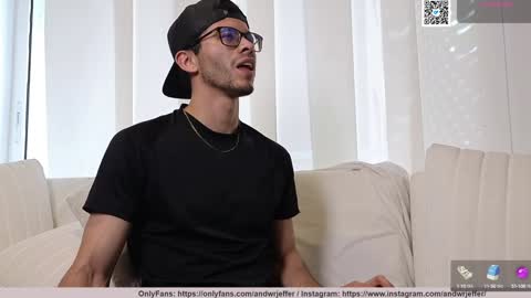 Snapshot of phantom_bigger1 chatting on 12/13/24, 08:58 phantom_bigger1 online show from 12/13/24, 08:58