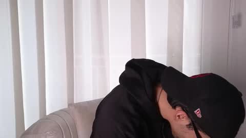 Snapshot of phantom_bigger1 chatting on 09/26/25, 12:42 phantom_bigger1 online show from 09/26/25, 12:42