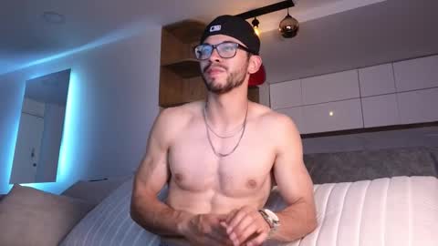 phantom_bigger1 online show from 01/05/26, 11:30